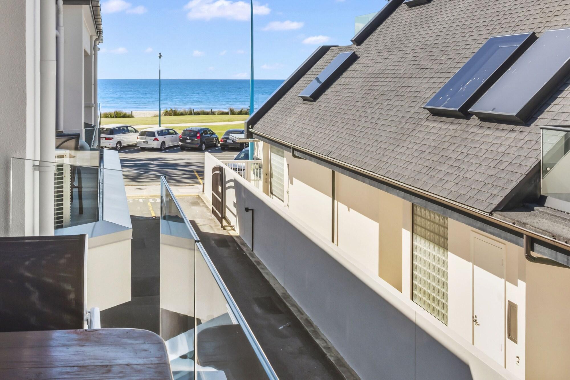 Pavilion Beachfront Apartments Mount Maunganui Eksteriør bilde