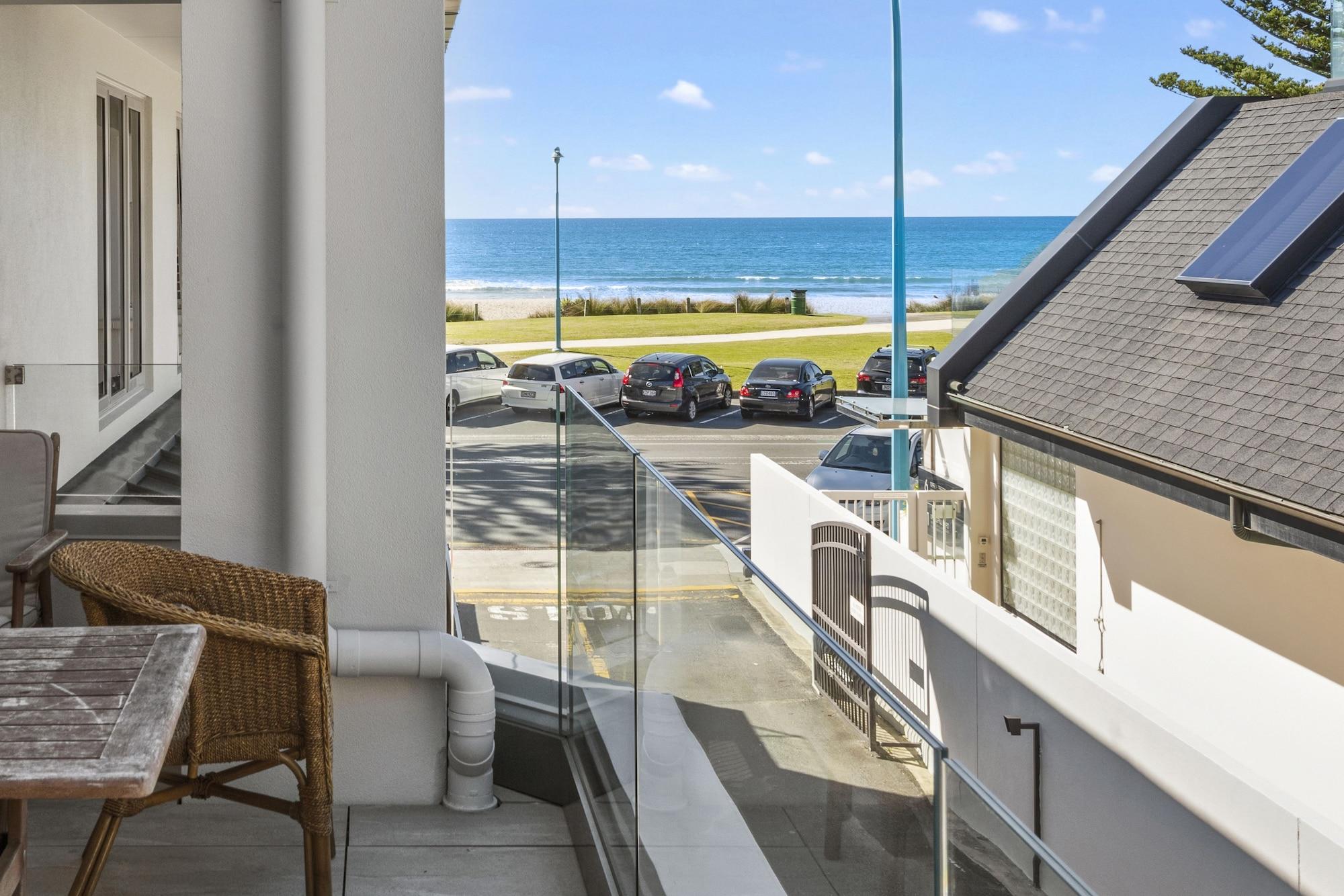 Pavilion Beachfront Apartments Mount Maunganui Eksteriør bilde