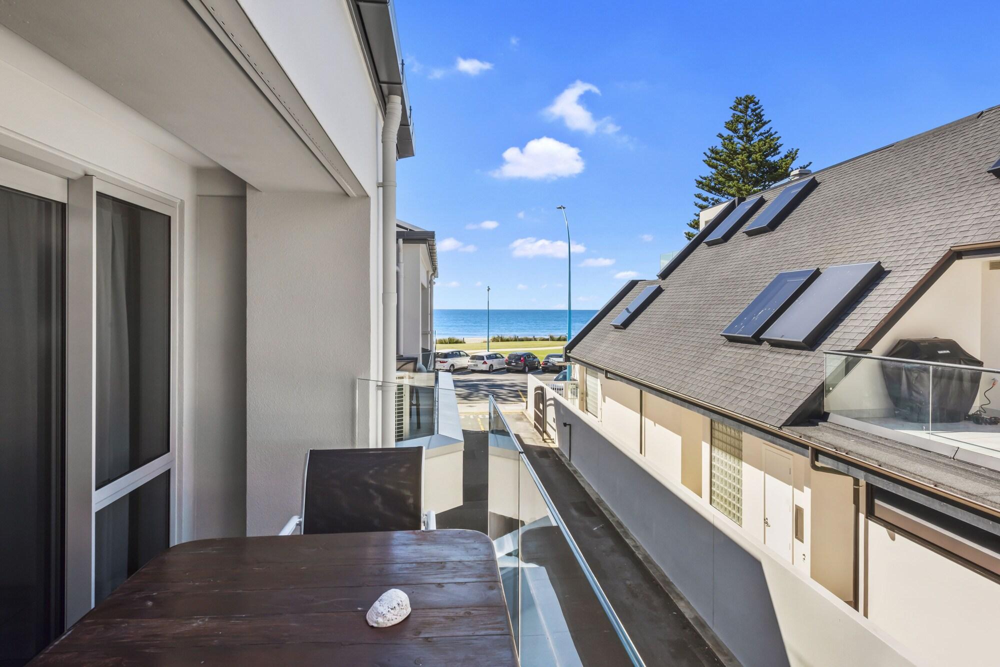 Pavilion Beachfront Apartments Mount Maunganui Eksteriør bilde