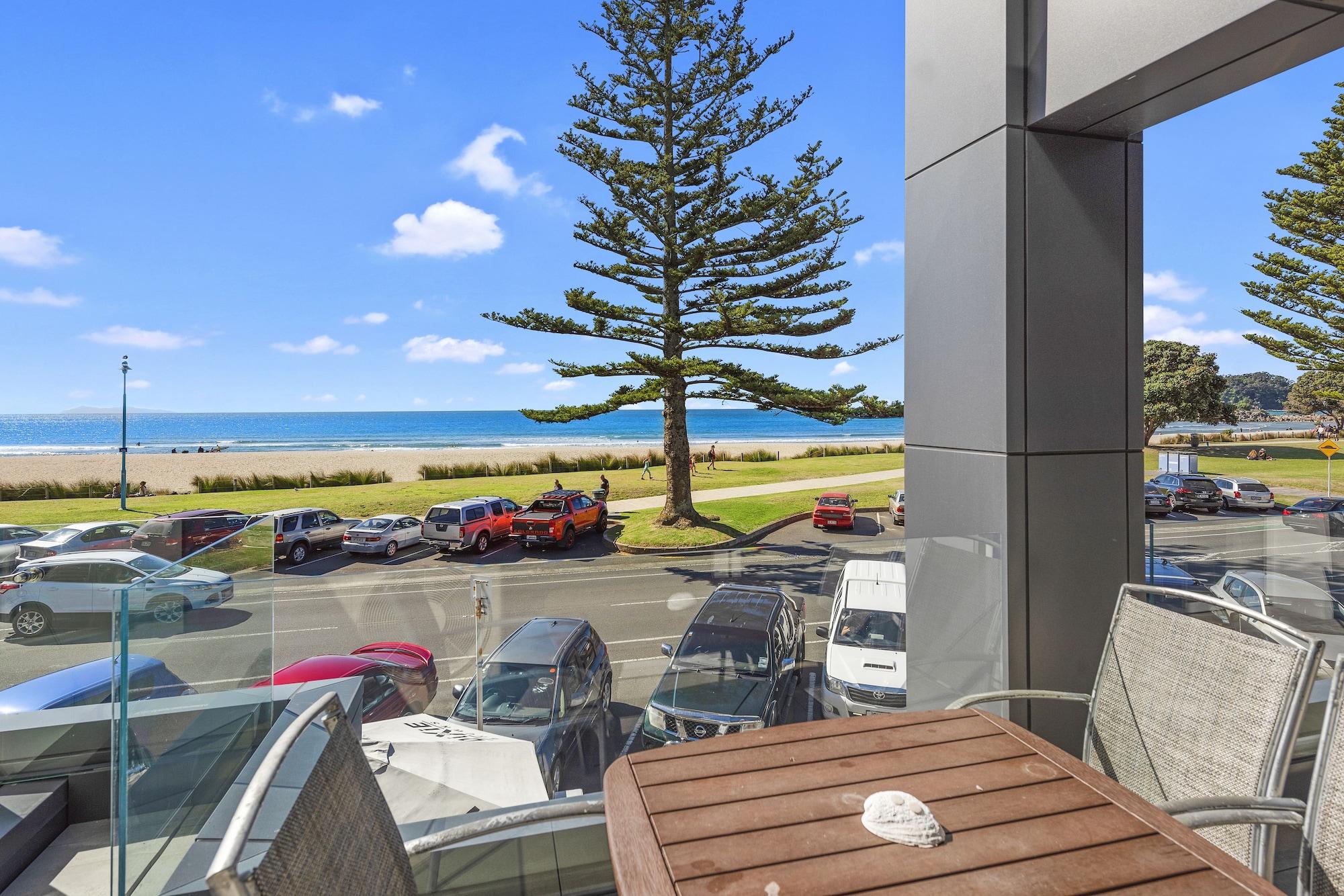 Pavilion Beachfront Apartments Mount Maunganui Eksteriør bilde